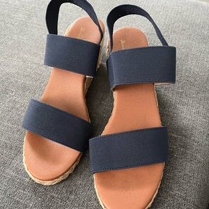 Navy blue wedges